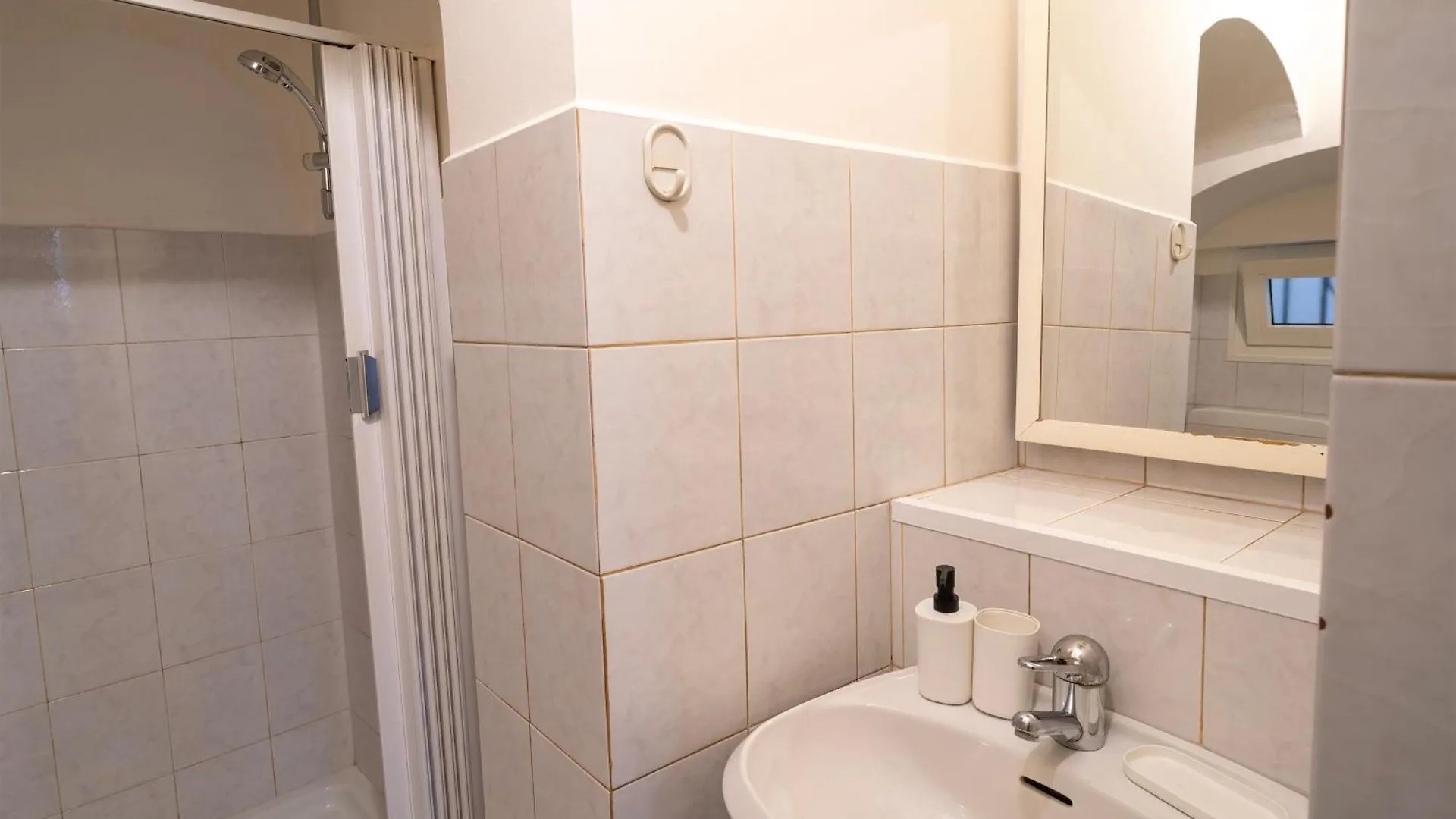 Casa Chloe - City Center - Wifi Sanremo Apartmán